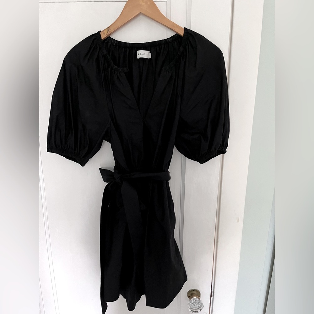 ALC dress jet black with pockets size 6 cinched waist with belt